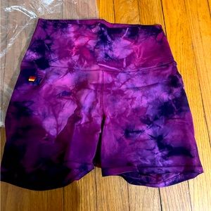 Aviator Nation: NWOT 3” Hi-Rise Biker Shorts